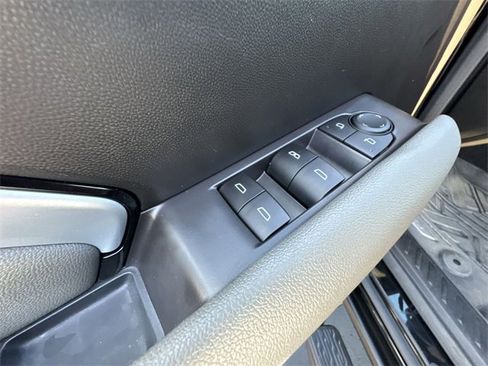 Certified 2023 Chevrolet Colorado ZR2 w/ ZR2 Convenience Package III image 24