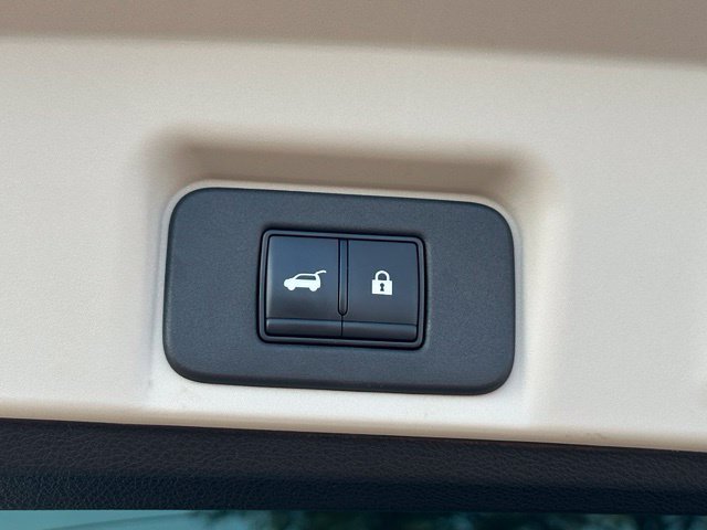 Certified 2024 Nissan Ariya AWD image 18