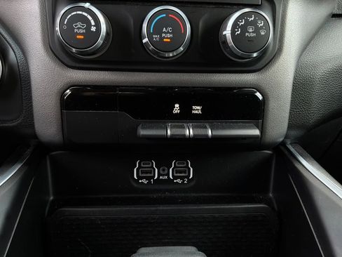 Used 2020 RAM 1500 Big Horn AWD/4WD image 26