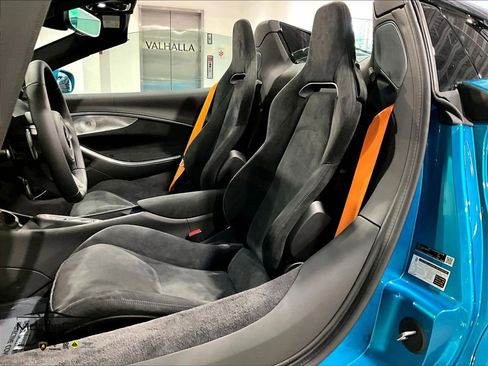 New 2026 McLaren Artura Spider image 9