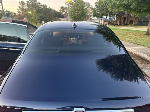 Used 2015 Rolls-Royce Ghost image 26