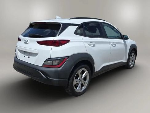Used 2022 Hyundai Kona SEL w/ Convenience Package FWD image 7