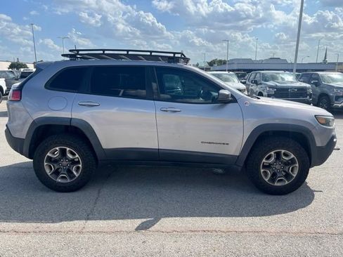 Used 2019 Jeep Cherokee Trailhawk AWD/4WD image 5