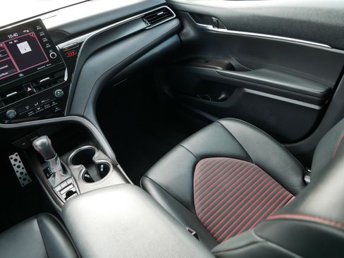 Used 2023 Toyota Camry TRD w/ TRD Package w/JBL Audio FWD image 11