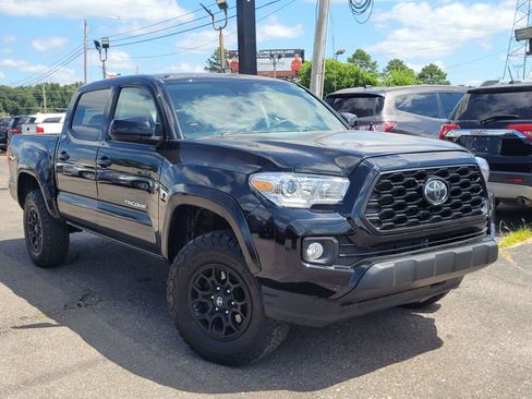 Used 2019 Toyota Tacoma 4x4 Double Cab image 1