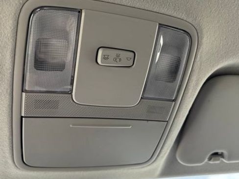 Used 2022 Kia Forte LXS FWD image 25