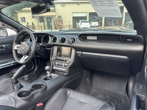 Used 2015 Ford Mustang GT Premium RWD image 29