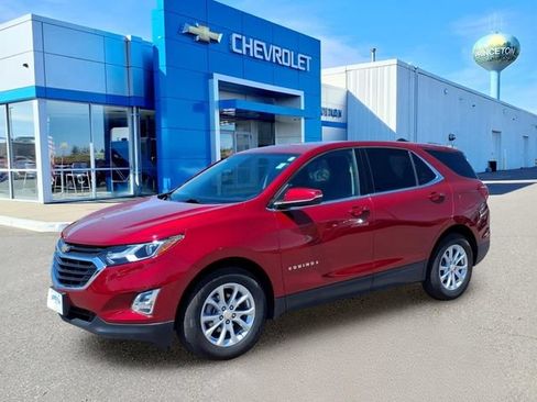 Used 2019 Chevrolet Equinox LT FWD image 8