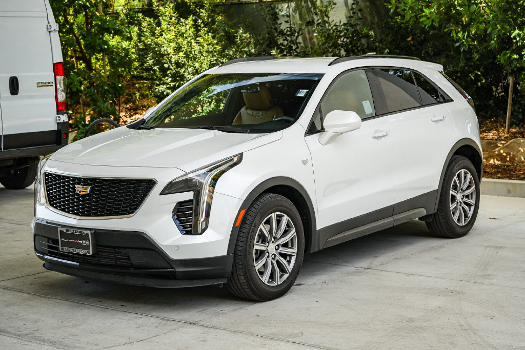 Used 2019 Cadillac XT4 Sport FWD image 3