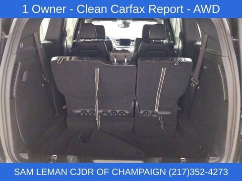 Used 2025 Chrysler Pacifica Select image 27