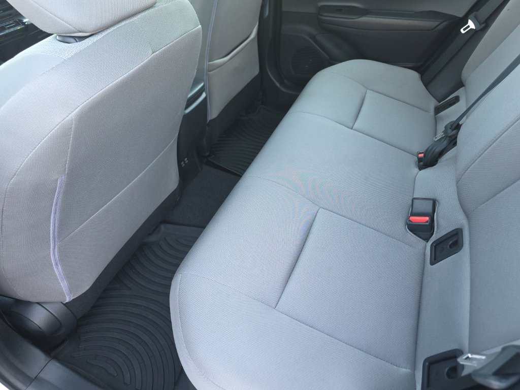 Certified 2023 Toyota Prius LE AWD/4WD image 11