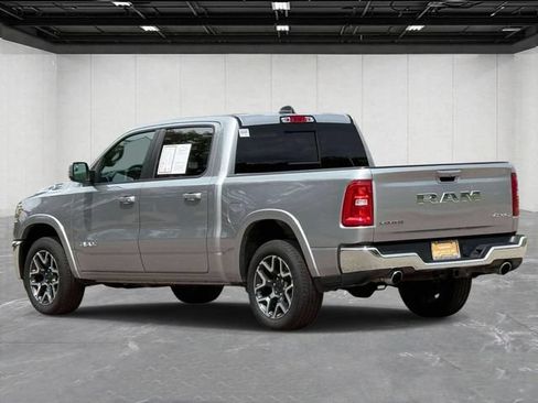 Used 2026 RAM 1500 Laramie AWD/4WD image 3