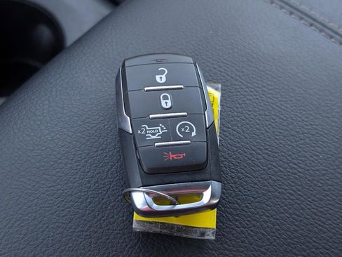 Used 2025 RAM 1500 Lone Star image 38