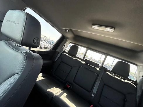 Used 2021 GMC Sierra 1500 Denali w/ Denali Ultimate Package AWD/4WD image 16