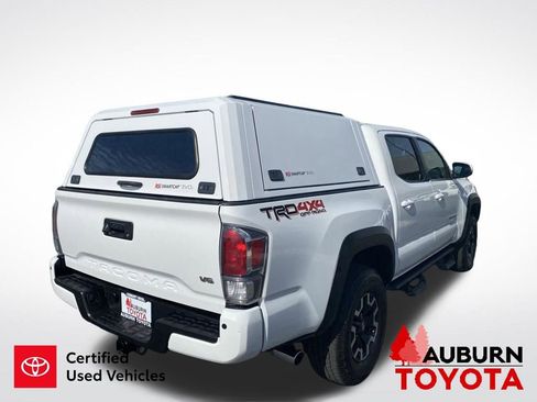 Certified 2022 Toyota Tacoma TRD Off-Road w/ Technology Package AWD/4WD image 8