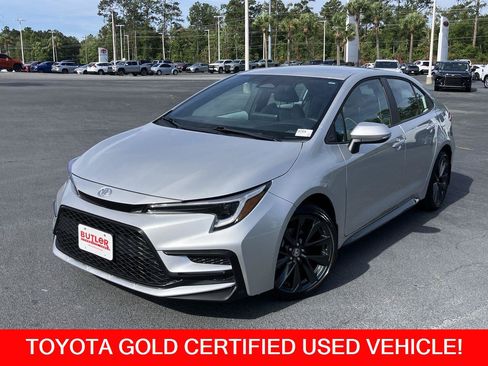 Certified 2026 Toyota Corolla SE FWD image 1