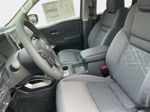 New 2026 Nissan Frontier SV image 10