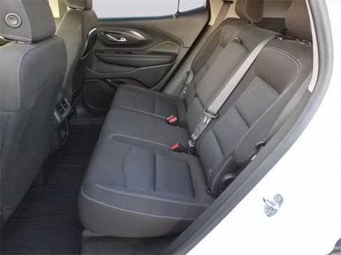 Used 2022 GMC Terrain SLE w/ Driver Convenience Package image 19