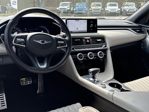Used 2023 Genesis G70 2.0T w/ Sport Prestige Package image 22