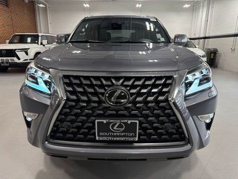 Used 2023 Lexus GX 460 Premium w/ Premium Package AWD/4WD image 2