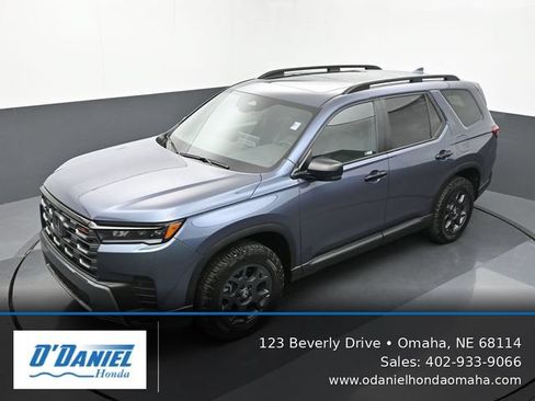 Used 2026 Honda Pilot TrailSport image 16