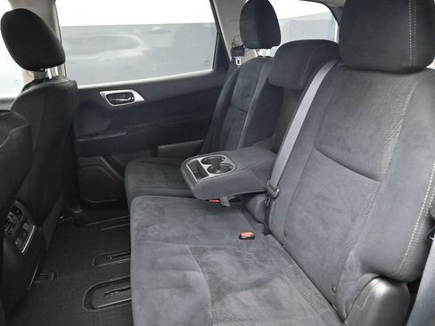 Used 2013 Nissan Pathfinder SV w/ Trailer Tow Pkg AWD/4WD image 16