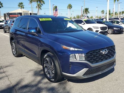 Certified 2023 Hyundai Santa Fe SE image 9