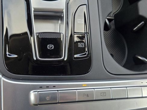 New 2026 Kia Carnival EX image 28