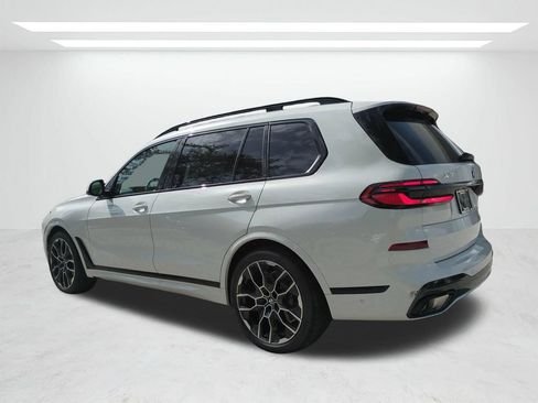 New 2027 BMW X7 xDrive40i w/ M Sport Package AWD/4WD image 6