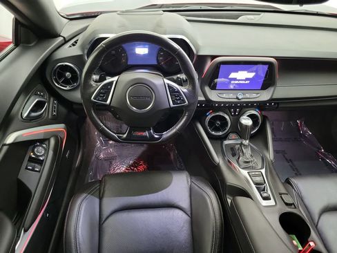 Certified 2021 Chevrolet Camaro SS RWD image 11