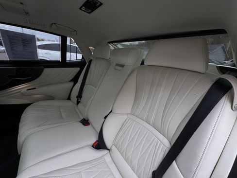 Used 2023 Lexus LS 500h AWD w/ Luxury Package image 67