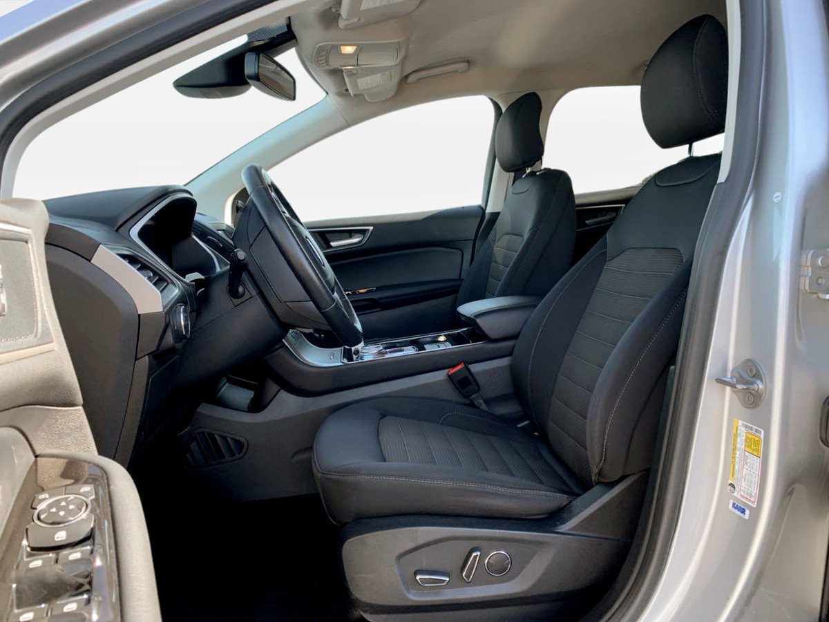 Used 2019 Ford Edge SEL AWD/4WD image 13