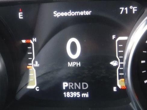 Certified 2022 Jeep Wrangler Unlimited Sahara image 53