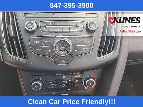 Certified 2018 Ford Focus SE w/ SE Appearance Package FWD image 12