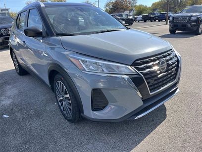 Certified 2021 Nissan Kicks SV