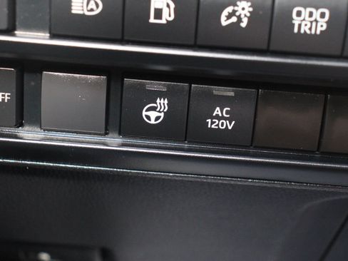 Certified 2024 Toyota Sequoia Capstone AWD/4WD image 32