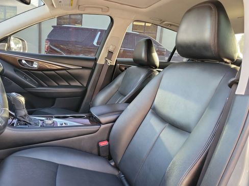 Used 2018 INFINITI Q50 Luxe AWD/4WD image 12