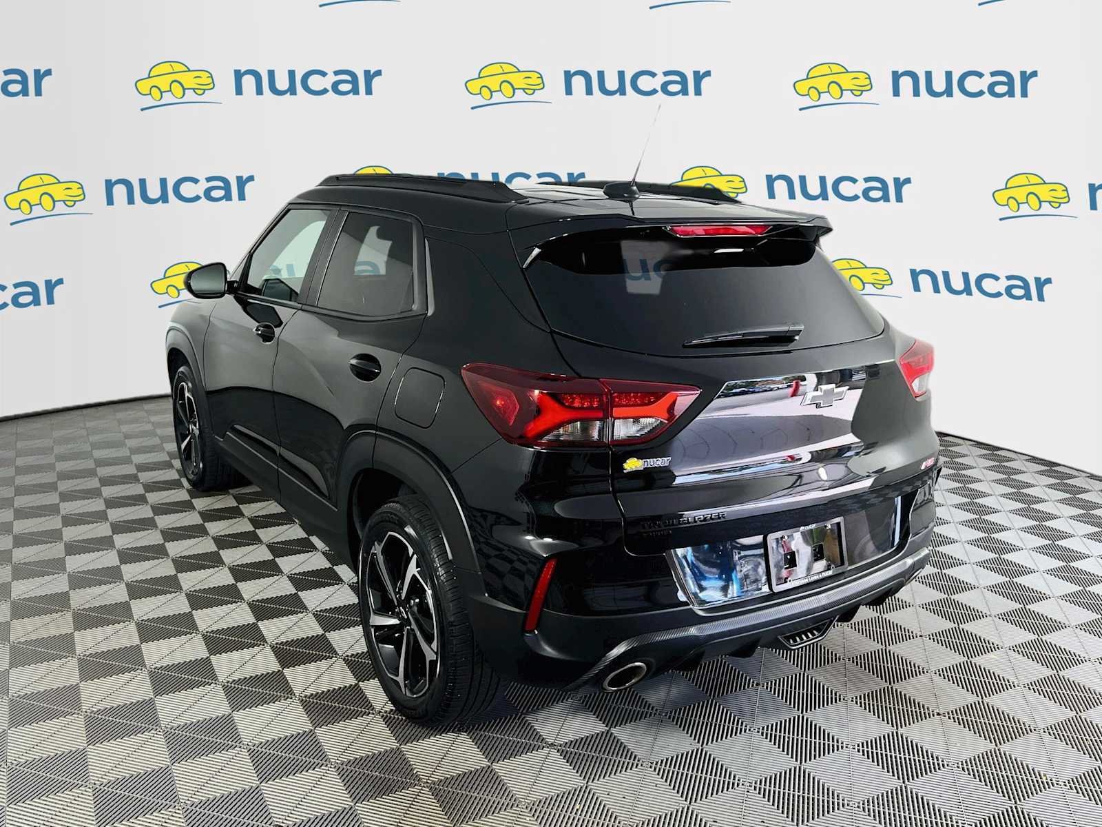 Used 2023 Chevrolet TrailBlazer RS w/ Sun and Liftgate Package AWD/4WD image 5