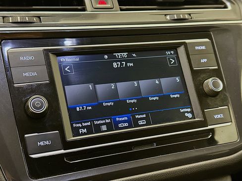 Used 2022 Volkswagen Tiguan S image 21