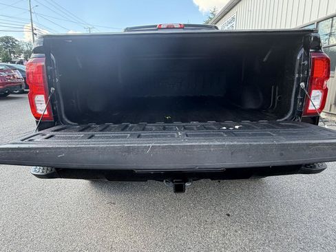 Used 2016 Chevrolet Silverado 1500 LTZ Z71 w/ LTZ Plus Package AWD/4WD image 8