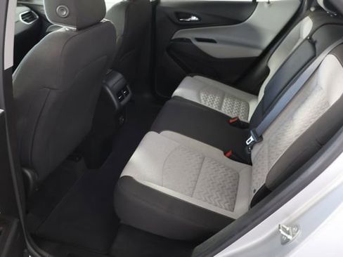 Used 2022 Chevrolet Equinox LT AWD/4WD image 18