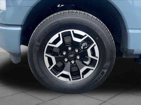Used 2023 Ford F150 Lightning XLT AWD/4WD image 10