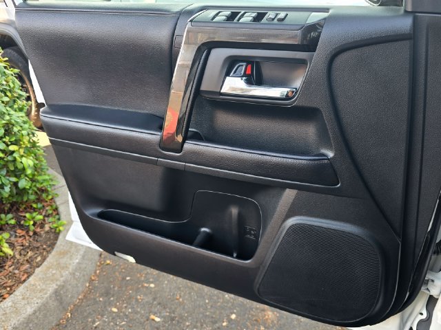 Used 2023 Toyota 4Runner 40th Anniversary SE AWD/4WD image 23
