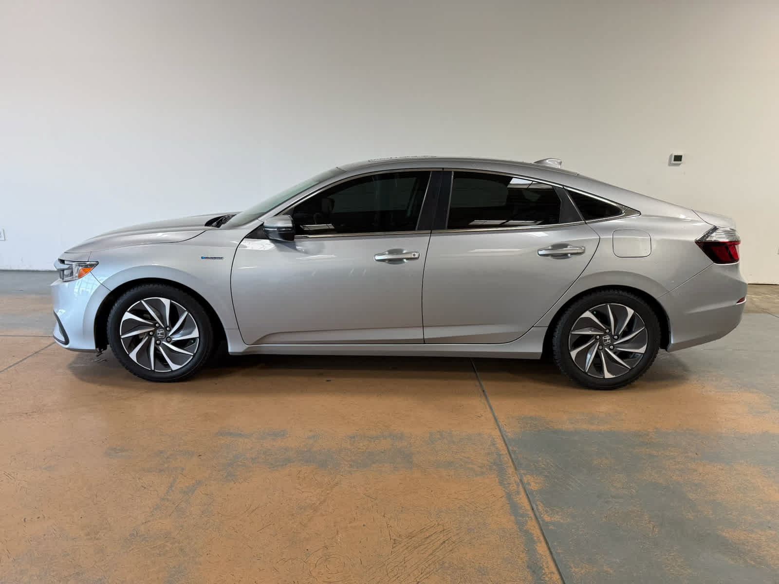 Used 2019 Honda Insight Touring image 2