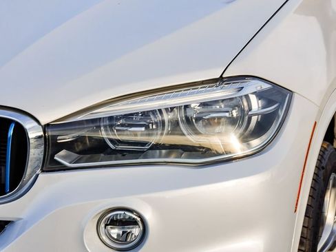 Used 2017 BMW X5 xDrive40e image 5