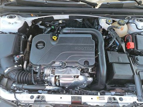 Used 2024 Chevrolet Malibu LS FWD image 26
