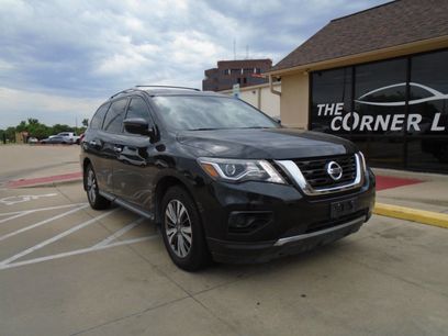 Used 2019 Nissan Pathfinder S
