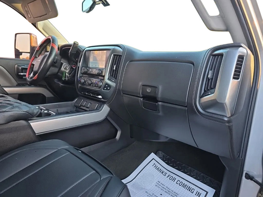 Used 2015 Chevrolet Silverado 2500 LTZ w/ Z71 Package, Off-Road AWD/4WD image 19