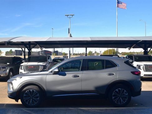 New 2025 Buick Envision Preferred image 7