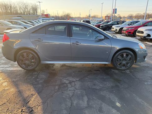 Used 2009 Pontiac G6 Sedan w/ Sport Package 1 FWD image 2